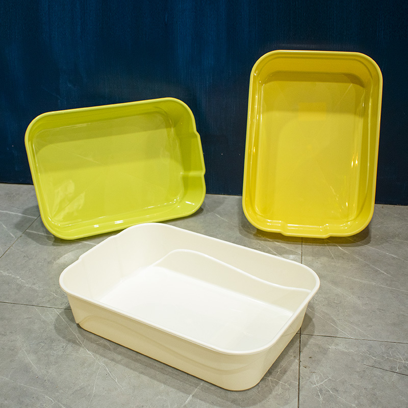 cat litter box